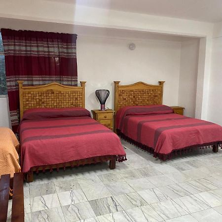 Habitaciones Leonor Oaxaca Bagian luar foto