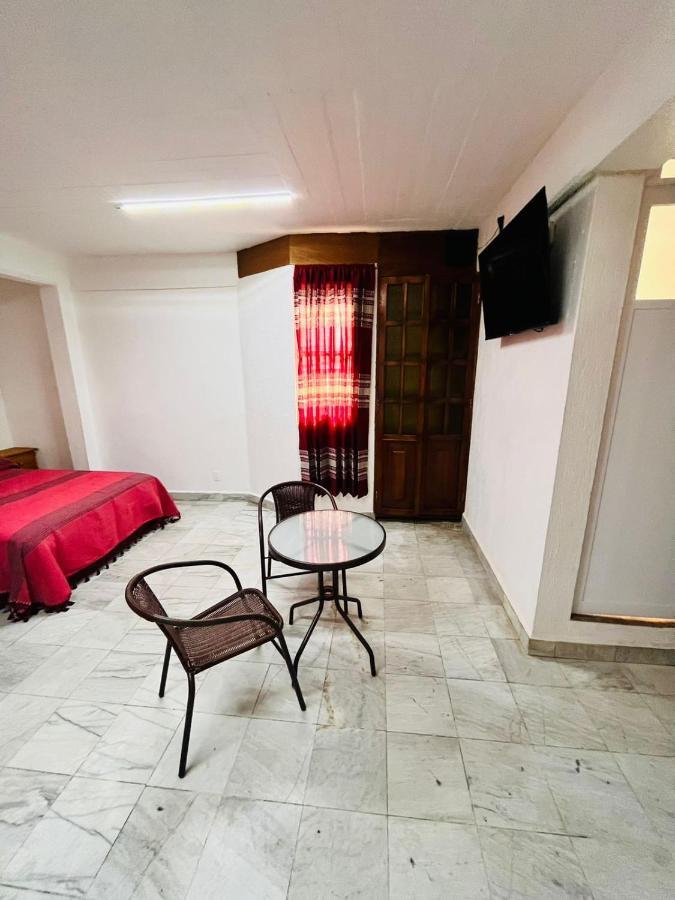 Habitaciones Leonor Oaxaca Bagian luar foto