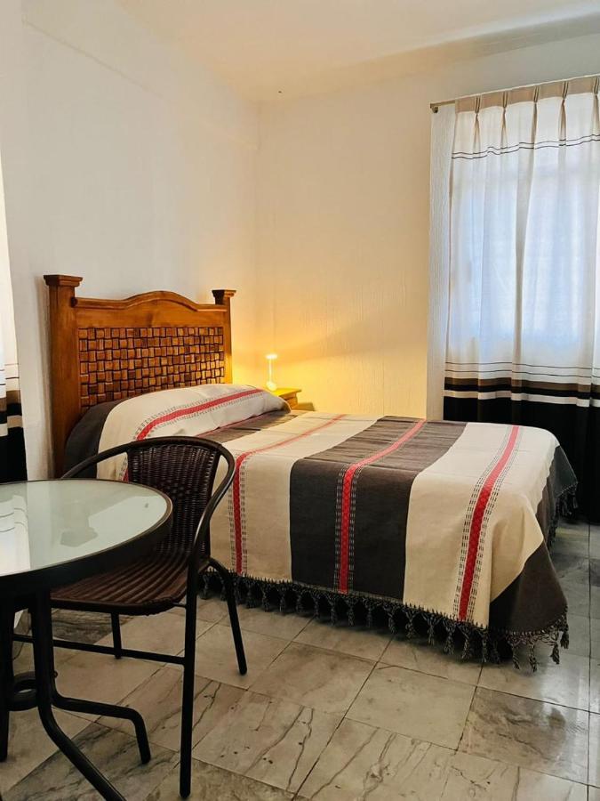 Habitaciones Leonor Oaxaca Bagian luar foto